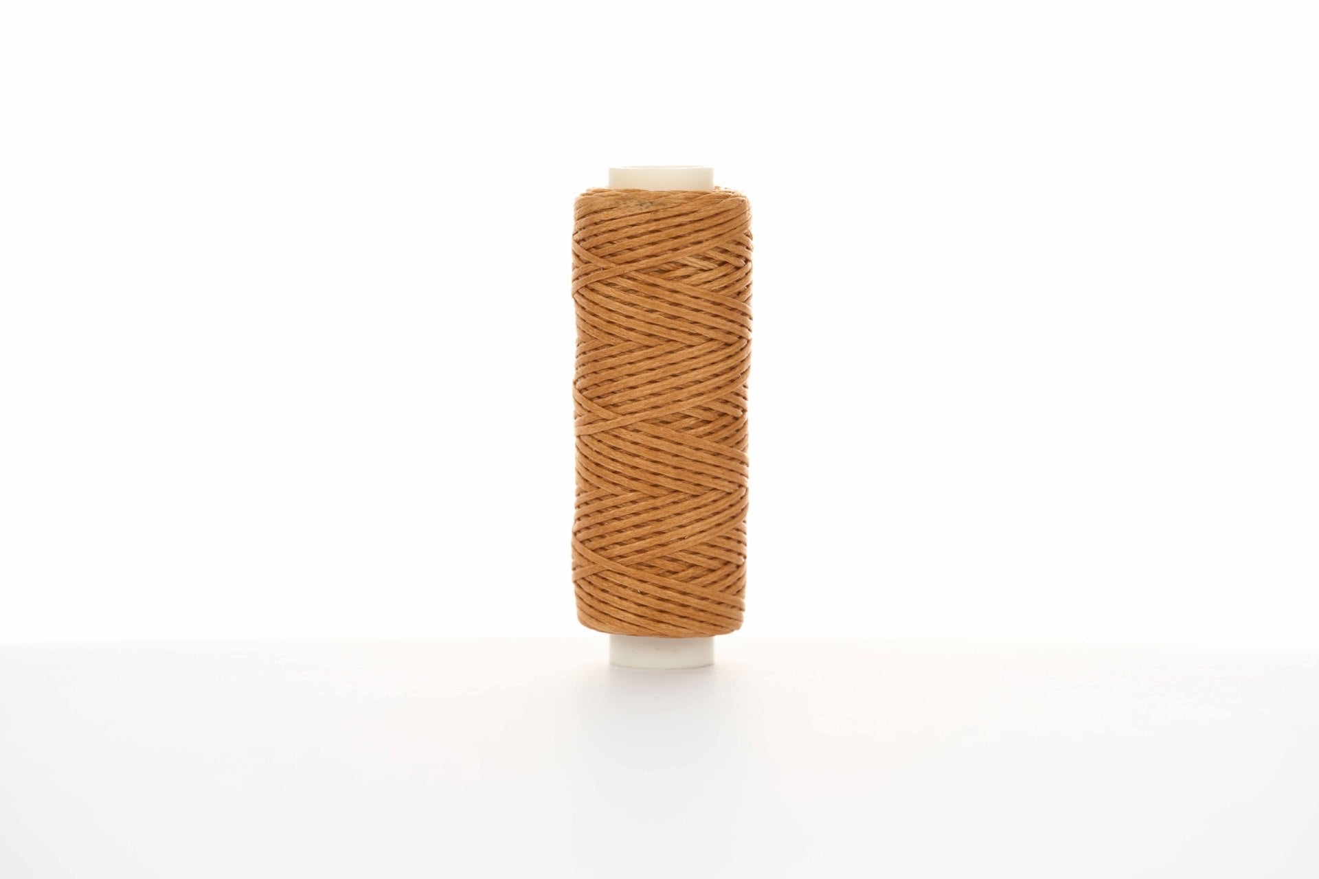 0.8mm Flat Waxed Thread for Leathercraft Hand Stitching - Babylon Leather - Babylon LeatherBabylon LeatherPP32-Light Brown-12m