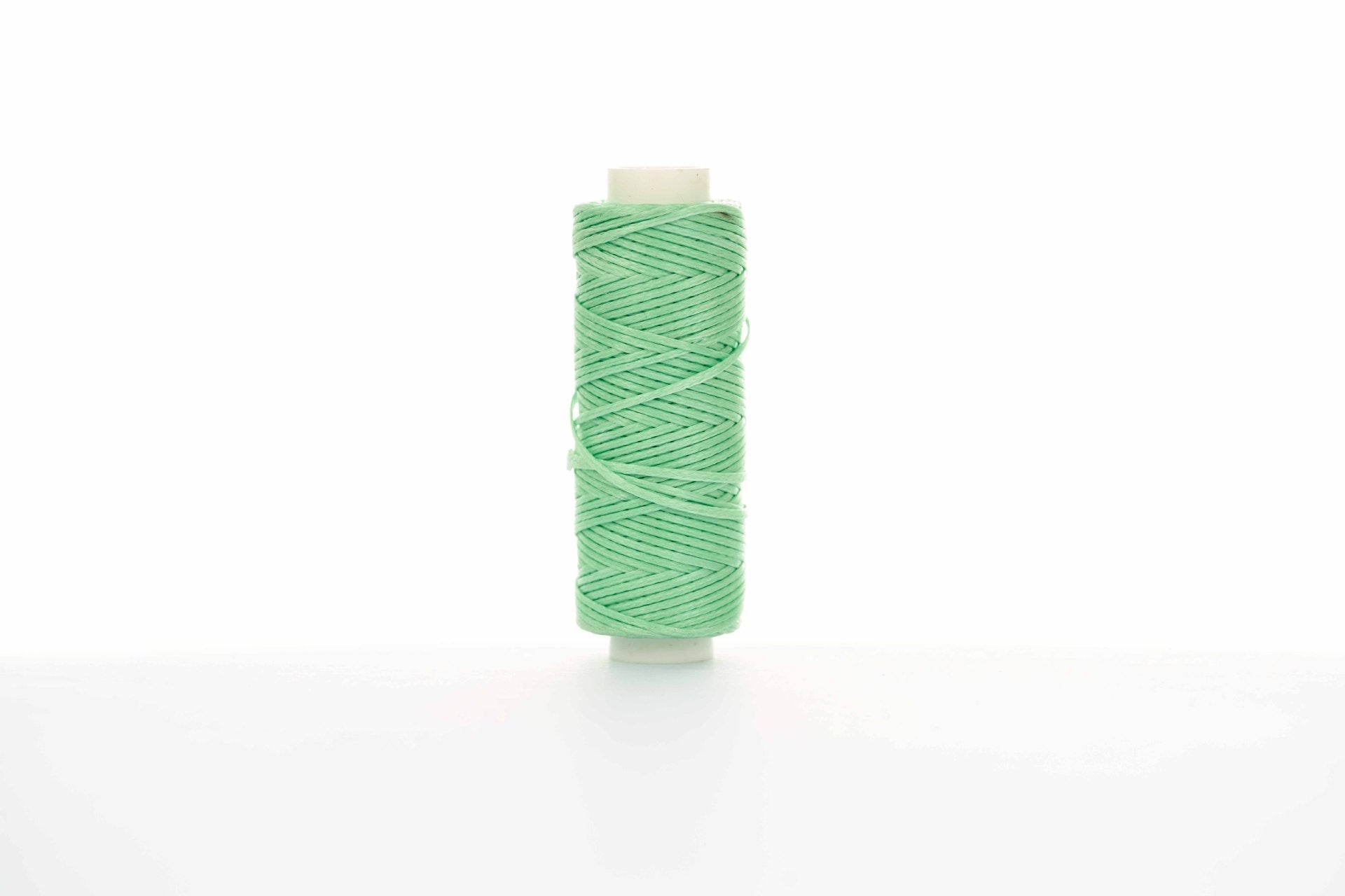 0.8mm Flat Waxed Thread for Leathercraft Hand Stitching - Babylon Leather - Babylon LeatherBabylon LeatherPP32-Light Green-12m