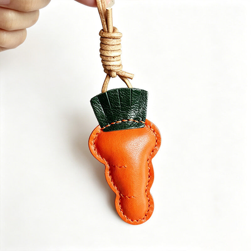 Carrot-Shaped Leather Keychain DIY Kit – Babylon Leather