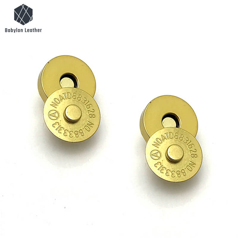 Round Magnetic Wallet Clip Magnetically Operated Lock