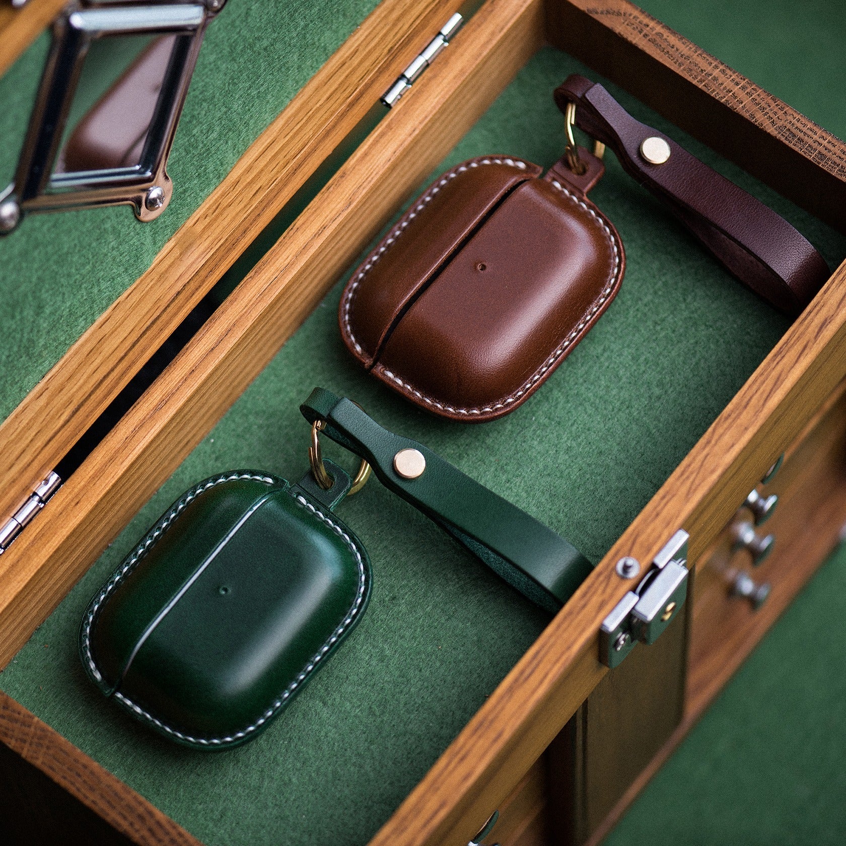 AirPods Case Leather DIY Kit – Babylon Leather - Babylon LeatherBabylon LeatherLZ15 - Dark Green - AirPods Pro