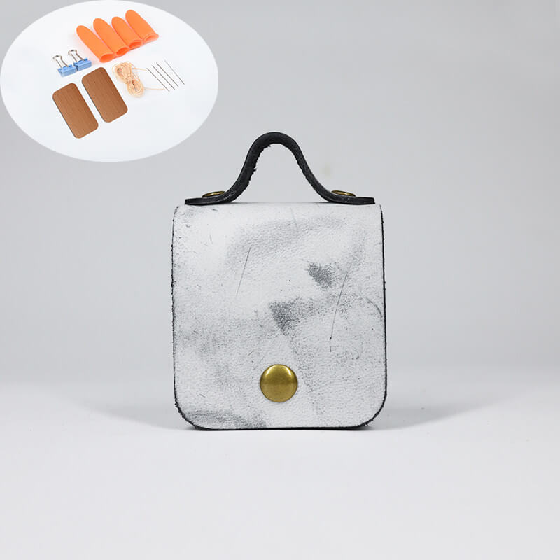 AirPods Pro Case Fog Wax Leather DIY Kit – Babylon Leather - Babylon LeatherBabylon LeatherCY06-AirPods 1/2 Case-Black