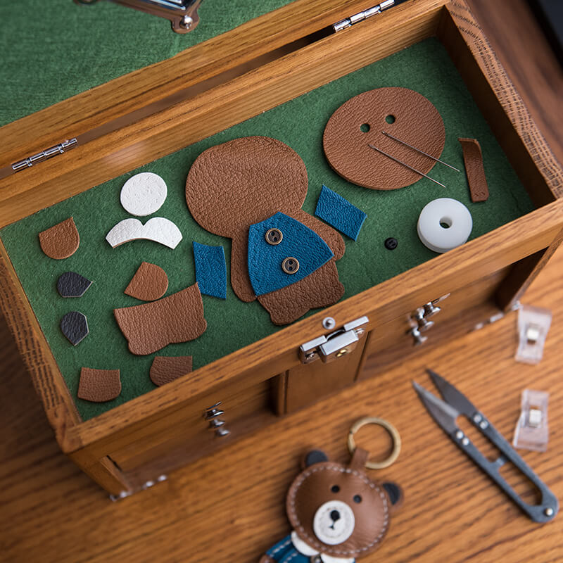 Leather Bear Keychain DIY Leathercraft Kits – Babylon Leather