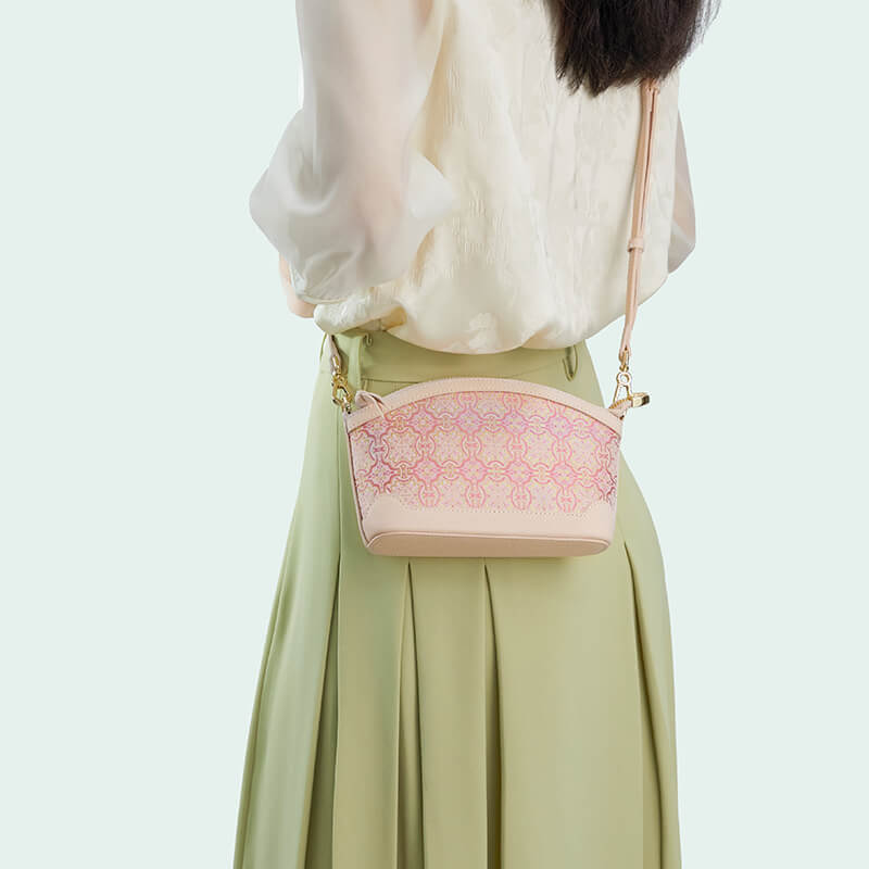 Calm Triumph Leather and Silk Crossbody Bag – Babylon Leather - Babylon LeatherBabylon LeatherTX072-Pink