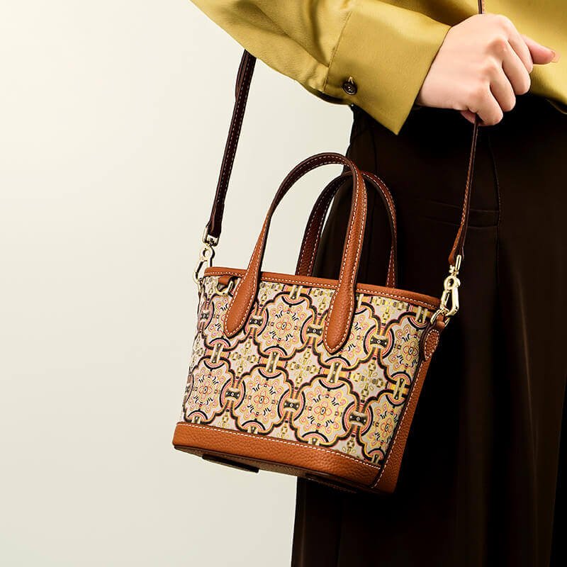 Calm Triumph Leather and Silk Tote Bag – Babylon Leather - Babylon LeatherBabylon LeatherTX070-Brown