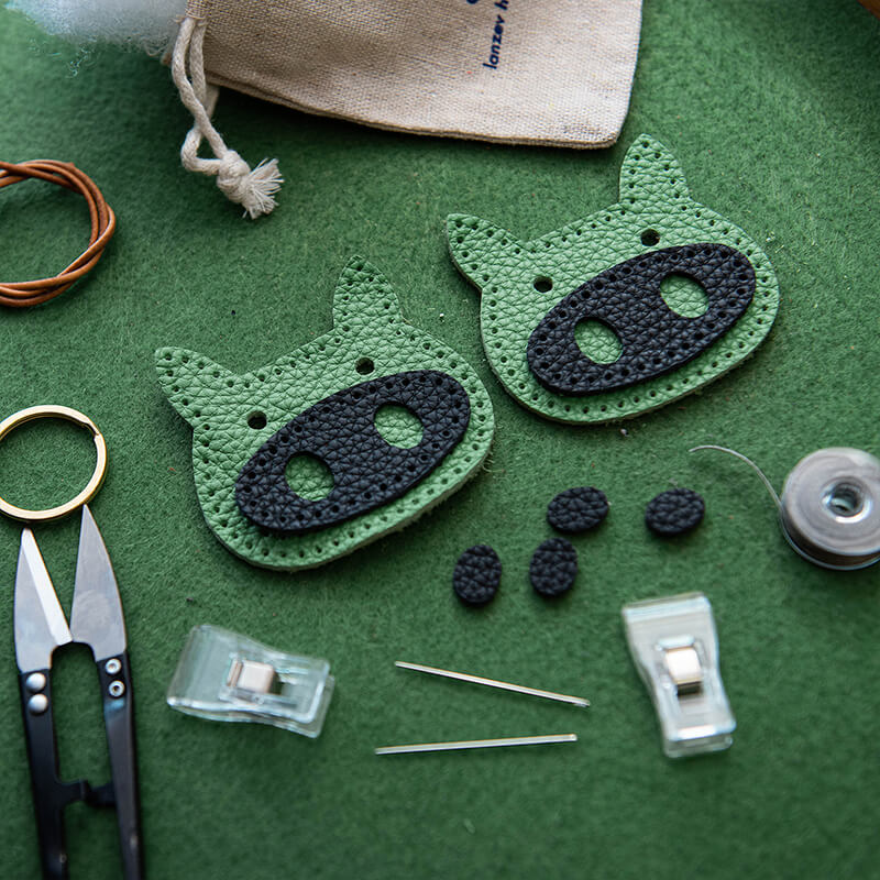 Cartoon Style Keychain DIY Leather Kit– Babylon Leather - Babylon LeatherBabylon LeatherLZ63-Green