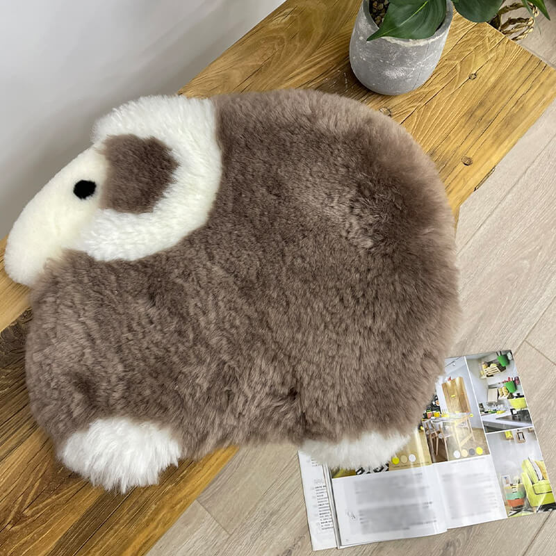 Lamb-Shaped Sheepskin Seat Cushion - Babylon Leather