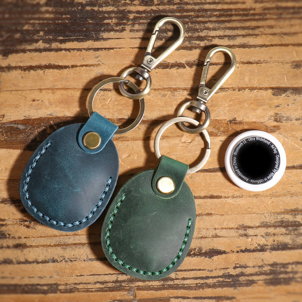 Classic Top - Grain Leather AirTag Keychain Holder with Metal Clasp – Babylon Leather - Babylon LeatherBabylon LeatherLJ139-Brown