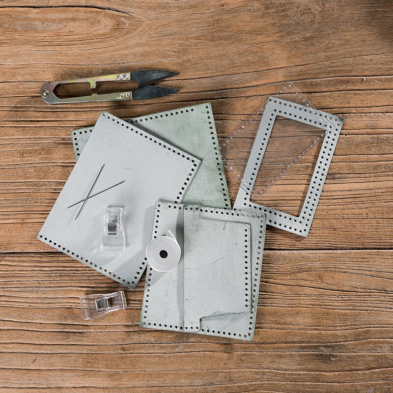 DIY Card Case Wallet Kit – Babylon Leather - Babylon LeatherBabylon LeatherLZ20 - Green
