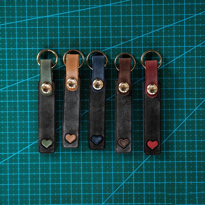 DIY Matte Waxed Leather Couple Heart Keychain with Custom Engraving – Babylon Leather - Babylon LeatherBabylon LeatherLZ76-Black