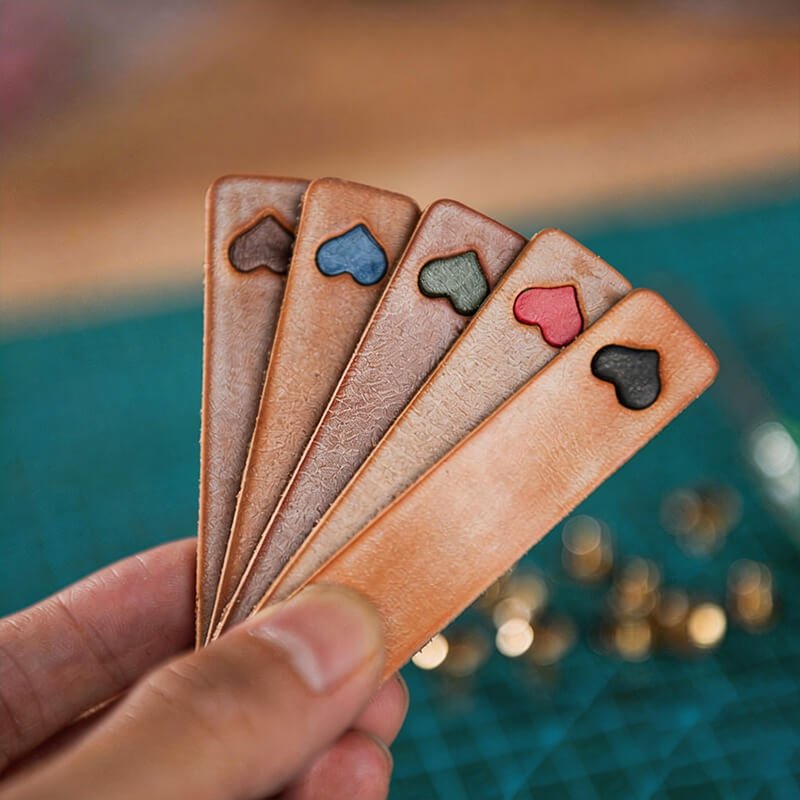 DIY Matte Waxed Leather Couple Heart Keychain with Custom Engraving – Babylon Leather - Babylon LeatherBabylon LeatherLZ76-Brown