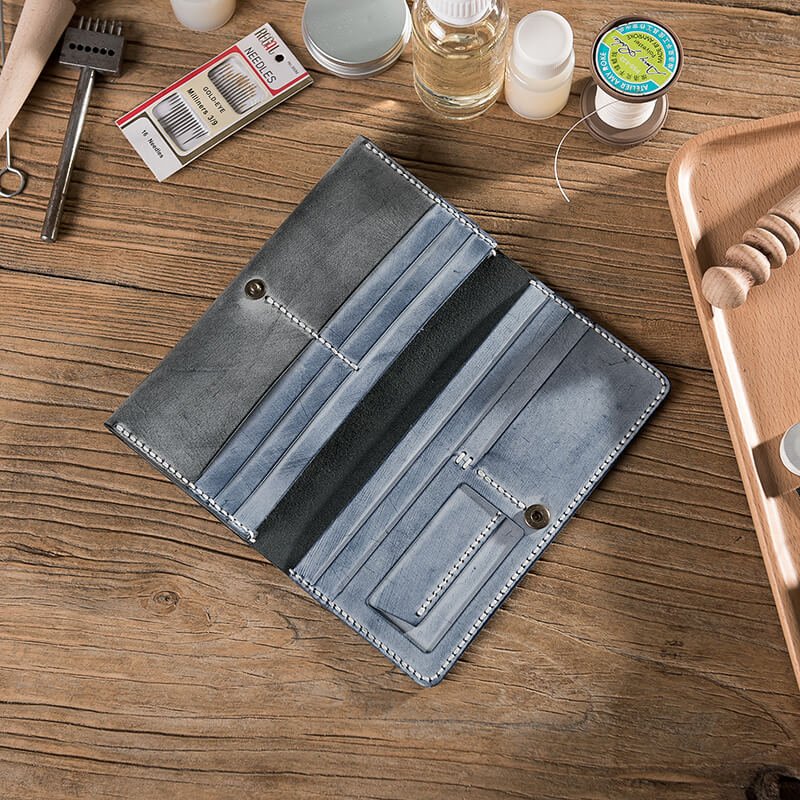 DIY Minimalist Leather Wallet for Mens – Babylon Leather - Babylon LeatherBabylon LeatherLZ10 - Black & Blue - Fog Wax Leather