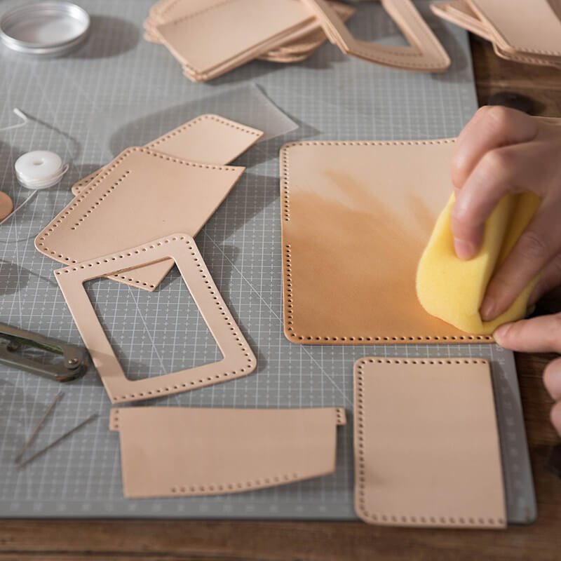 DIY Natural Vegetable - Tanned Leather Wallet Kit – Babylon Leather - Babylon LeatherBabylon LeatherLZ90-Original-HC12 Card Slot