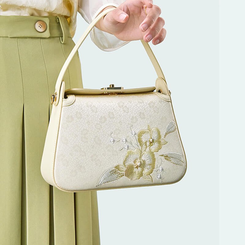 Ethereal Poise Leather and Silk Handbag Handbag – Babylon Leather - Babylon LeatherBabylon LeatherTX206-Light Yellow
