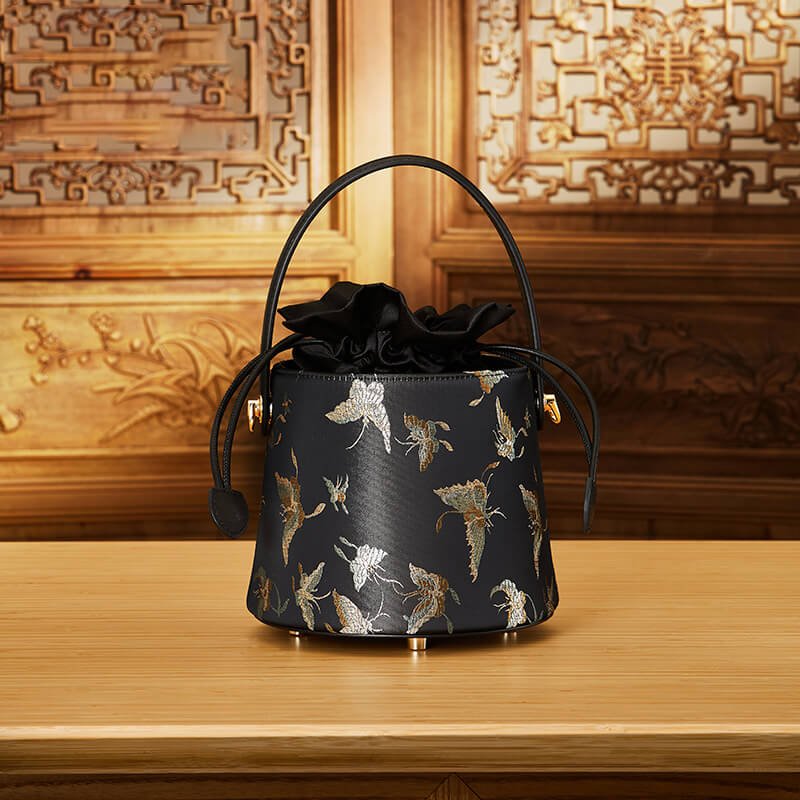 Flow of Grace Leather and Silk Handbag Bucket Bag – Babylon Leather - Babylon LeatherBabylon LeatherTX216-Black