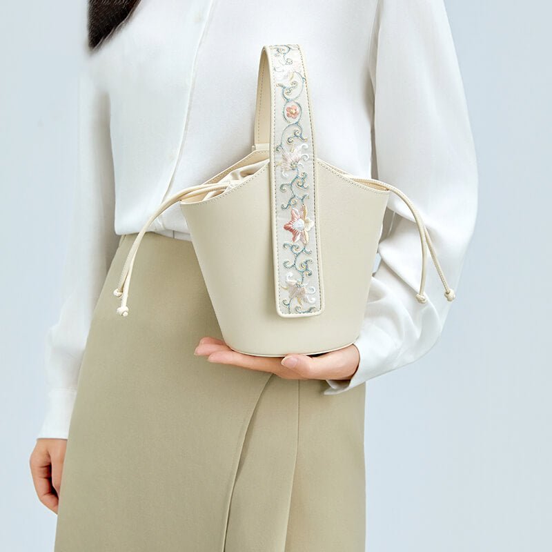 Gentle Flow Leather and Silk Crossbody Bag – Babylon Leather - Babylon LeatherBabylon LeatherTX119-White