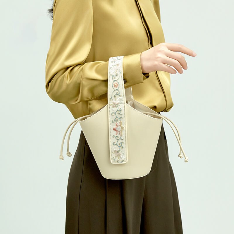 Gentle Flow Leather and Silk Crossbody Bag – Babylon Leather - Babylon LeatherBabylon LeatherTX119-White