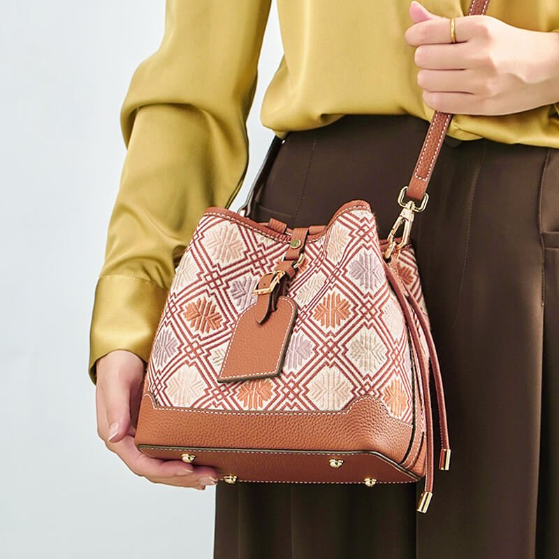 Harmonic Path Leather and Silk Bucket Bag – Babylon Leather - Babylon LeatherBabylon LeatherTX103-Brown