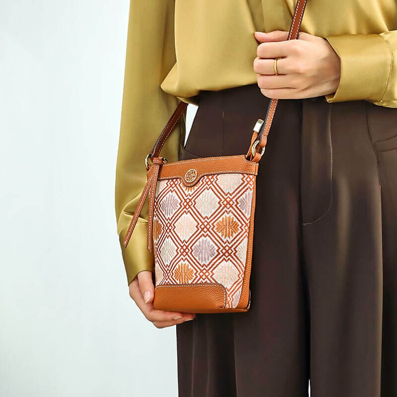 Harmonic Path Leather and Silk Crossbody Bag – Babylon Leather - Babylon LeatherBabylon LeatherTX095-Brown