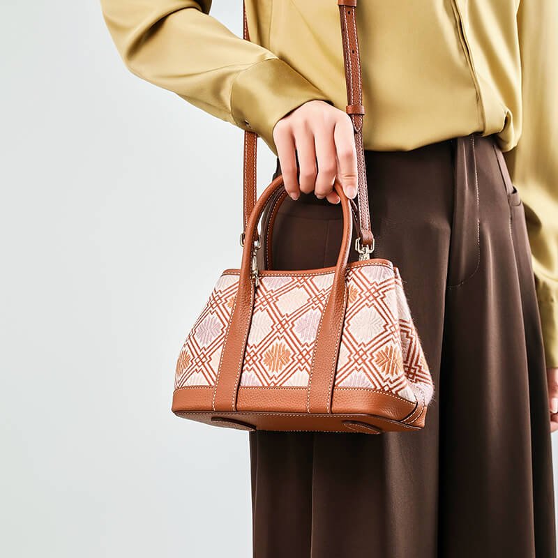 Harmonic Path Leather and Silk Garden Party Tote Bag – Babylon Leather - Babylon LeatherBabylon LeatherTX096-Brown