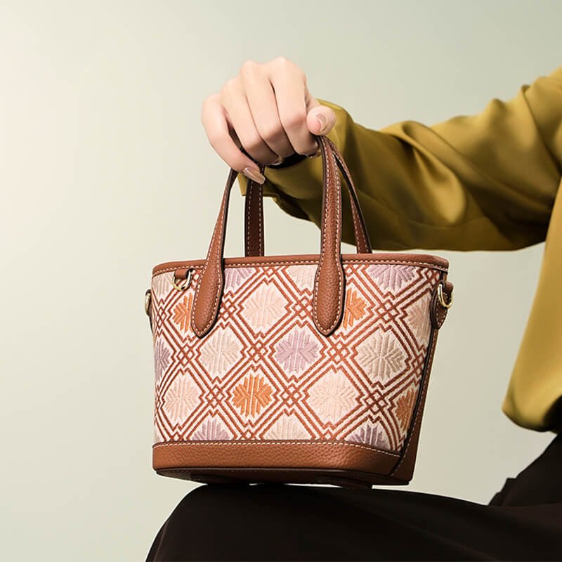 Harmonic Path Leather and Silk Handbag Tote Bag – Babylon Leather - Babylon LeatherBabylon LeatherTX102-Brown