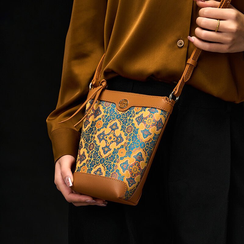 Inner Reflection Leather and Silk Crossbody Bag – Babylon Leather - Babylon LeatherBabylon LeatherTX175-Brown