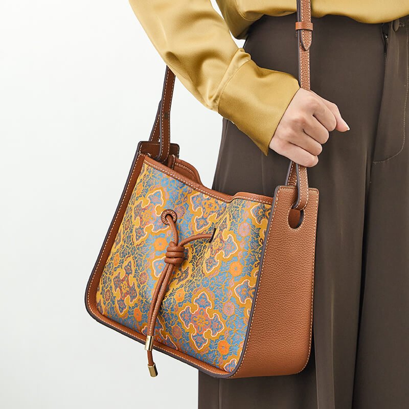 Inner Reflection Leather & Silk Shoulder Bag – Babylon Leather - Babylon LeatherBabylon LeatherTX068-Brown