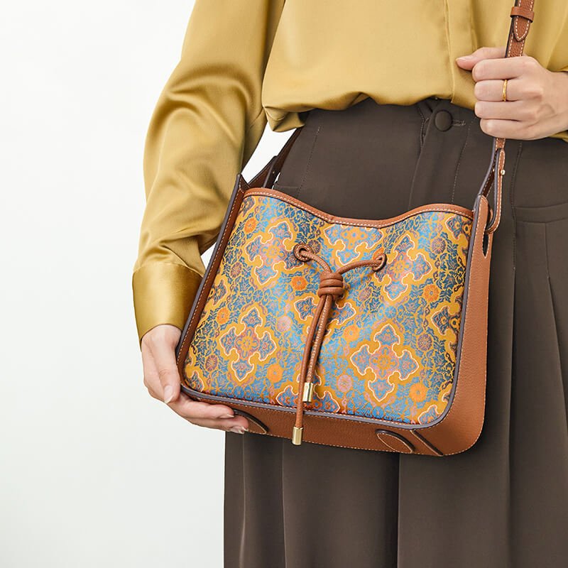 Inner Reflection Leather & Silk Shoulder Bag – Babylon Leather - Babylon LeatherBabylon LeatherTX068-Brown