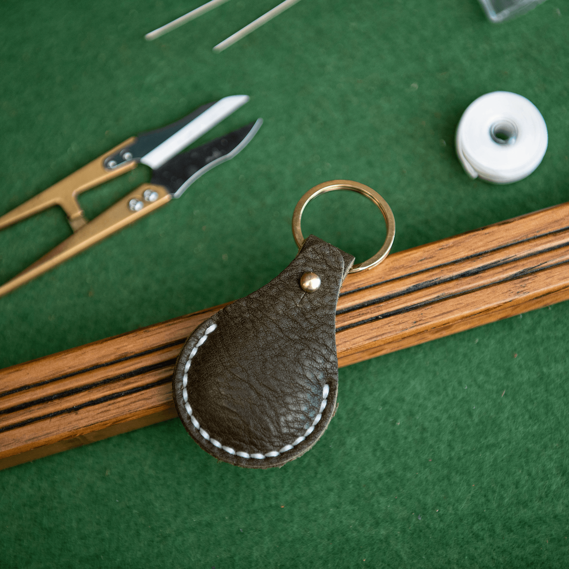 Leather Air Tag Case DIY Craft Kits – Babylon Leather - Babylon LeatherBabylon LeatherLZ50 - Olive Green - Soft Veg Tanned Leather