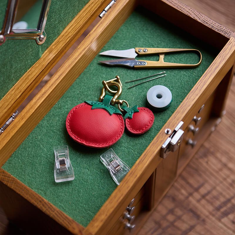 Lucky Red Leather Keychain DIY Kit – Babylon Leather - Babylon LeatherBabylon LeatherLZ86-Red