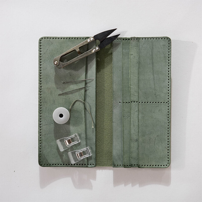 Men's Slim Wallet DIY Leather Kit – Babylon Leather - Babylon LeatherBabylon LeatherLZ13 - Green - Fog Wax Leather