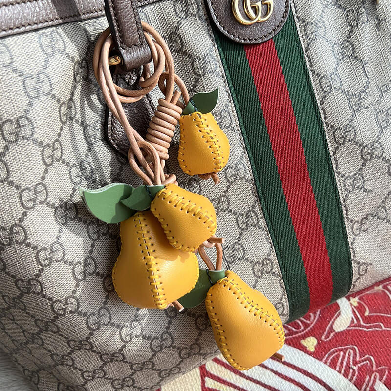 Pear - Shaped Charm DIY Kit – Babylon Leather - Babylon LeatherBabylon LeatherSG15-With Lanyard-1 Large & 1 Small