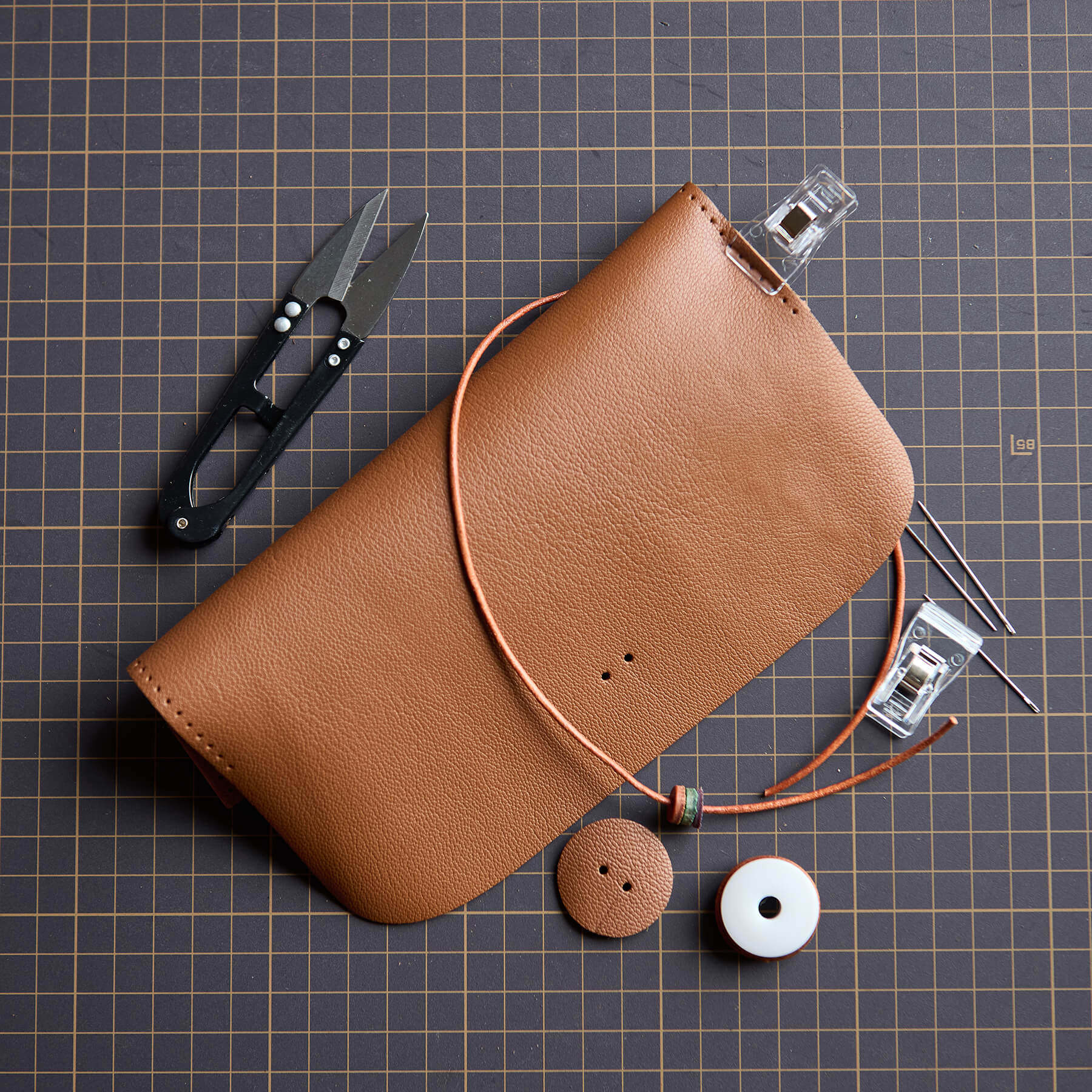 🎁 Pen Pouch Crazy Horse Leather DIY Kit – Babylon Leather - Babylon LeatherBabylon LeatherLZ44-Brown Russet-Soft Cowhide