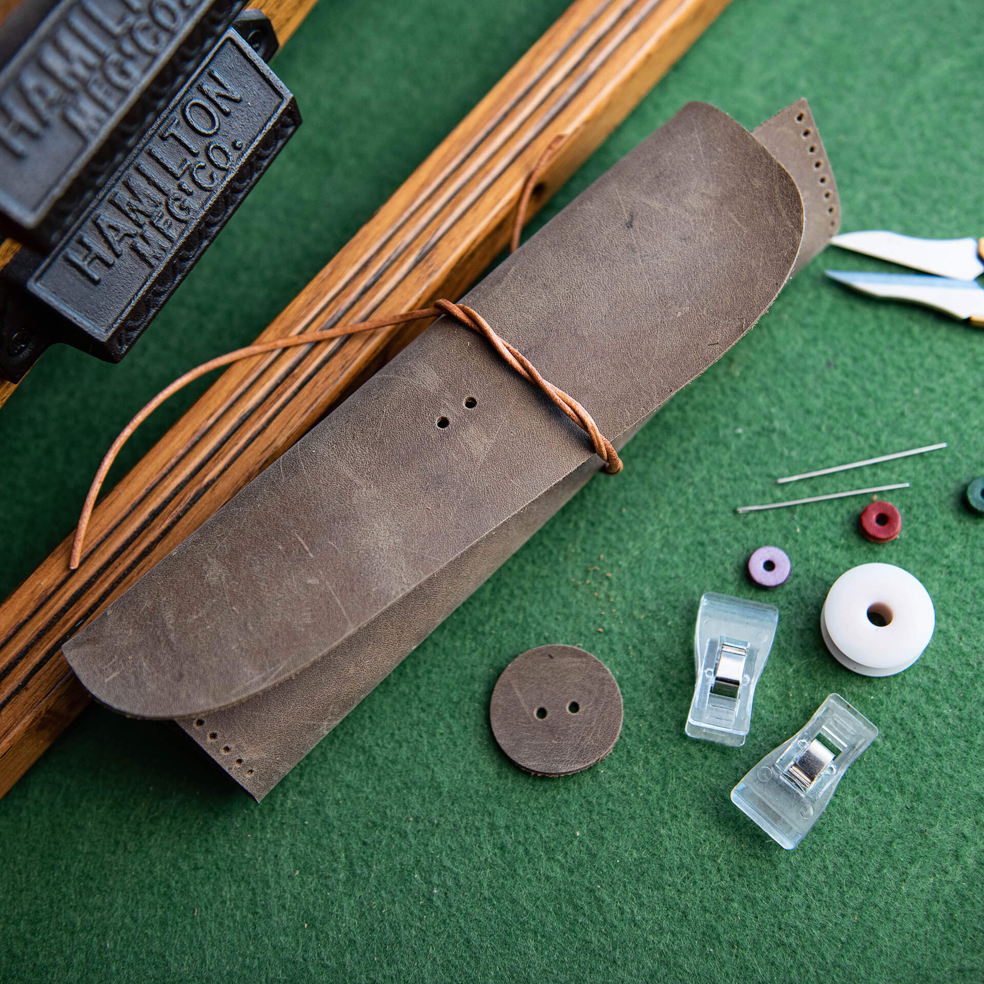 Pen Pouch Crazy Horse Leather DIY Kit – Babylon Leather - Babylon LeatherBabylon LeatherLZ44 - Green - Crazy Horse Leather