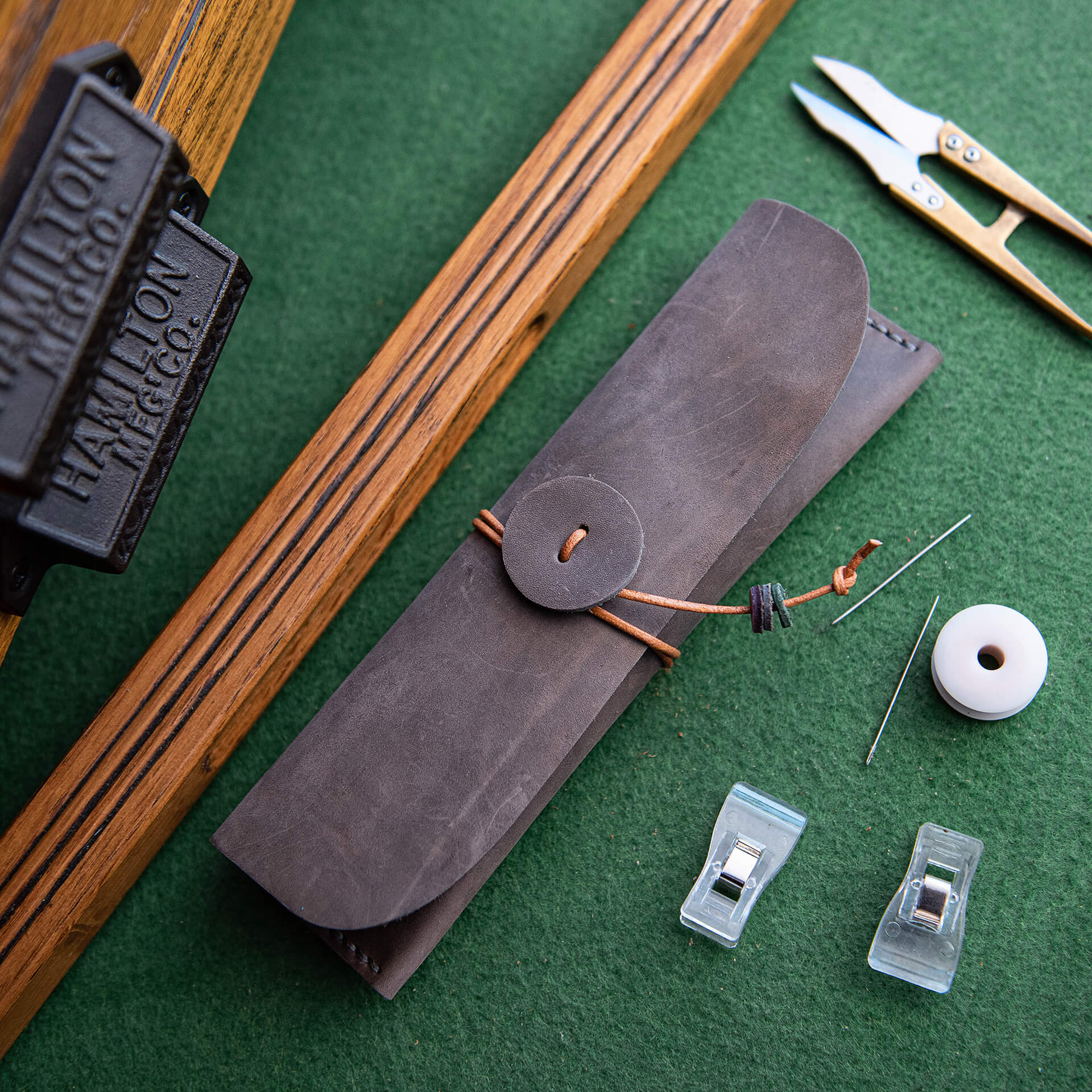 Pen Pouch Crazy Horse Leather DIY Kit – Babylon Leather - Babylon LeatherBabylon LeatherLZ44 - Grey - Crazy Horse Leather