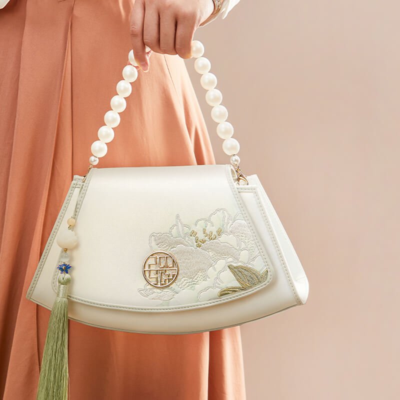 Poised Radiance Leather and Silk Handbag – Babylon Leather - Babylon LeatherBabylon LeatherTX131-White