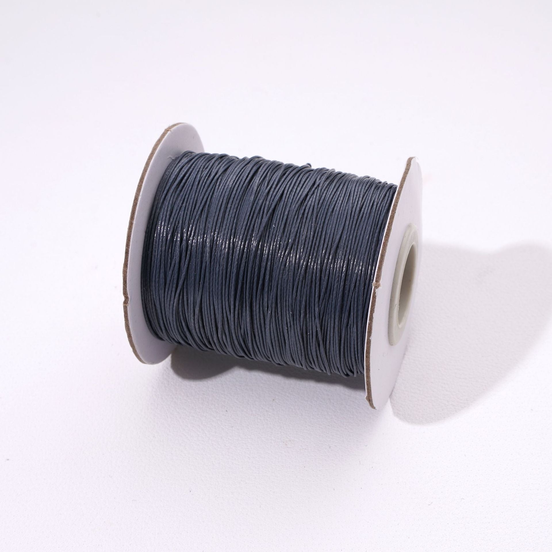 Round Waxed Cord for Leather Braiding and Bag Charm Making - Babylon Leather - Babylon LeatherBabylon LeatherPP33-Grass Green-0.5mm\10m