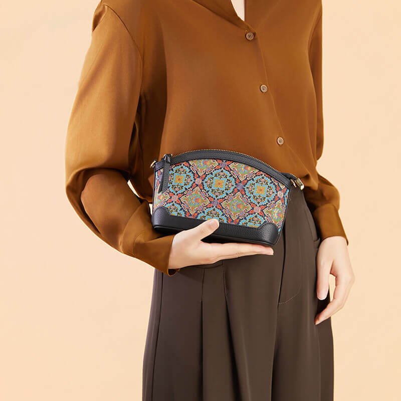 Silent Compass Leather and Silk Crossbody Bag – Babylon Leather - Babylon LeatherBabylon LeatherTX076-Black