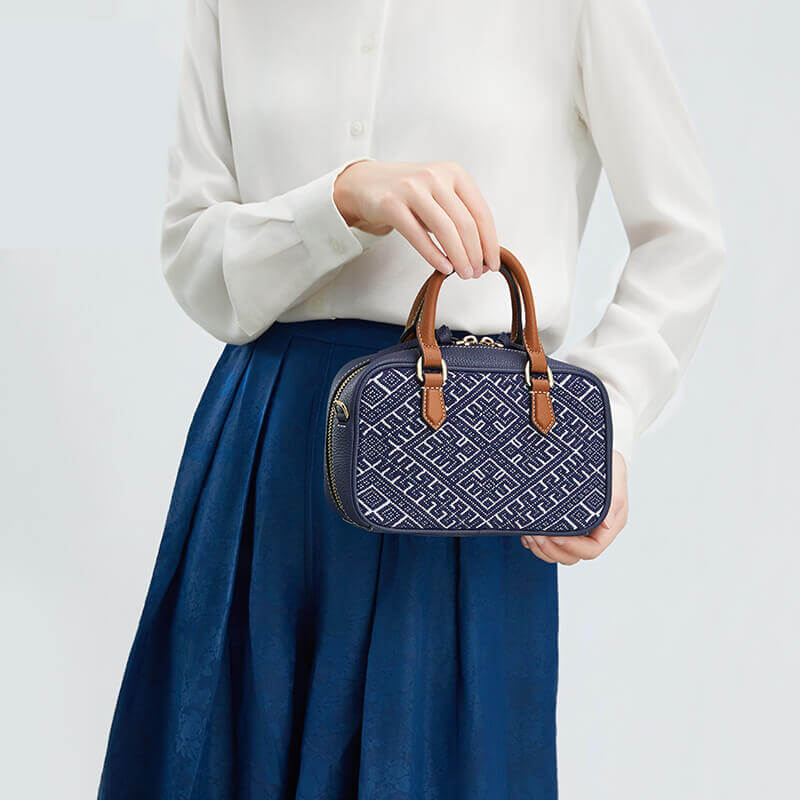 Silent Strength Silk & Leather Handbag – Babylon Leather - Babylon LeatherBabylon LeatherTX094-Blue