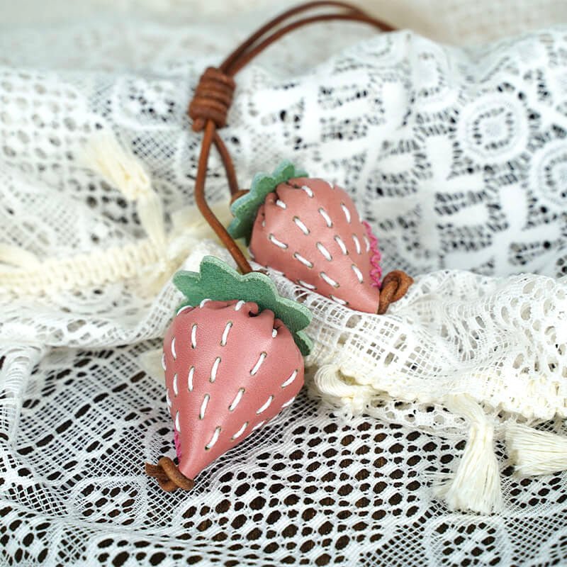Strawberry Fruit Style Leather Charm Keychain – Babylon Leather - Babylon LeatherBabylon LeatherLL59-Pink