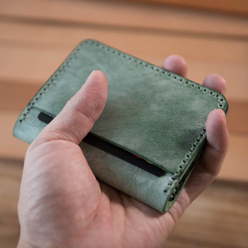 Vegetable - Tanned Leather Card Case DIY Kit – Babylon Leather - Babylon LeatherBabylon LeatherLZ55-Green-Fog Wax Leather