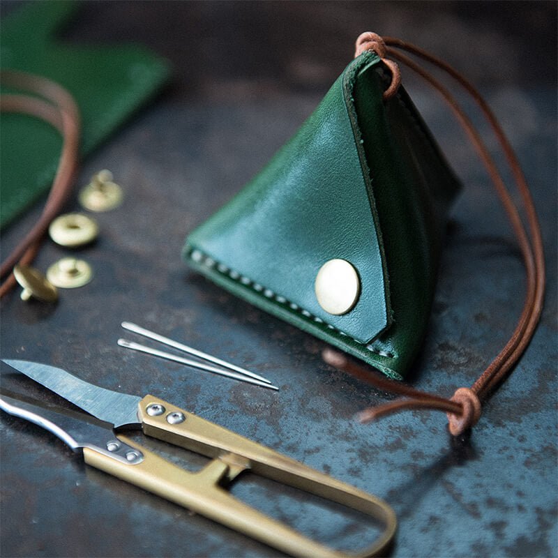 Vegetable - Tanned Leather Coin Pouch DIY Kit – Babylon Leather - Babylon LeatherBabylon LeatherLZ54-Green-Veg Tanned Leather