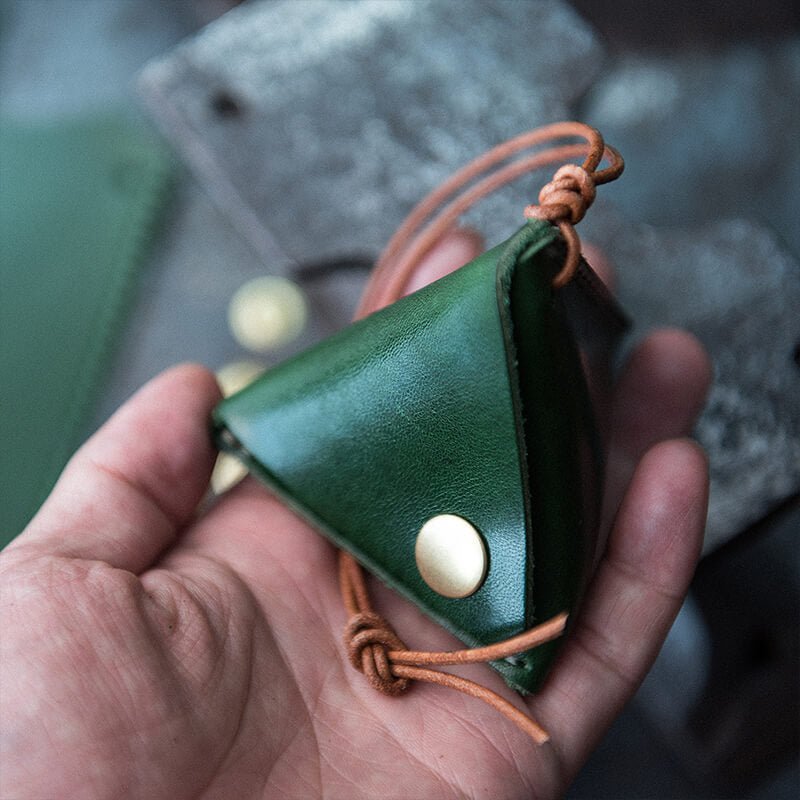 Vegetable - Tanned Leather Coin Pouch DIY Kit – Babylon Leather - Babylon LeatherBabylon LeatherLZ54-Green-Veg Tanned Leather