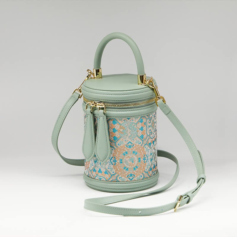 Veins of Passage Leather and Silk Bucket Bag – Babylon Leather - Babylon LeatherBabylon LeatherTX210-Light Green