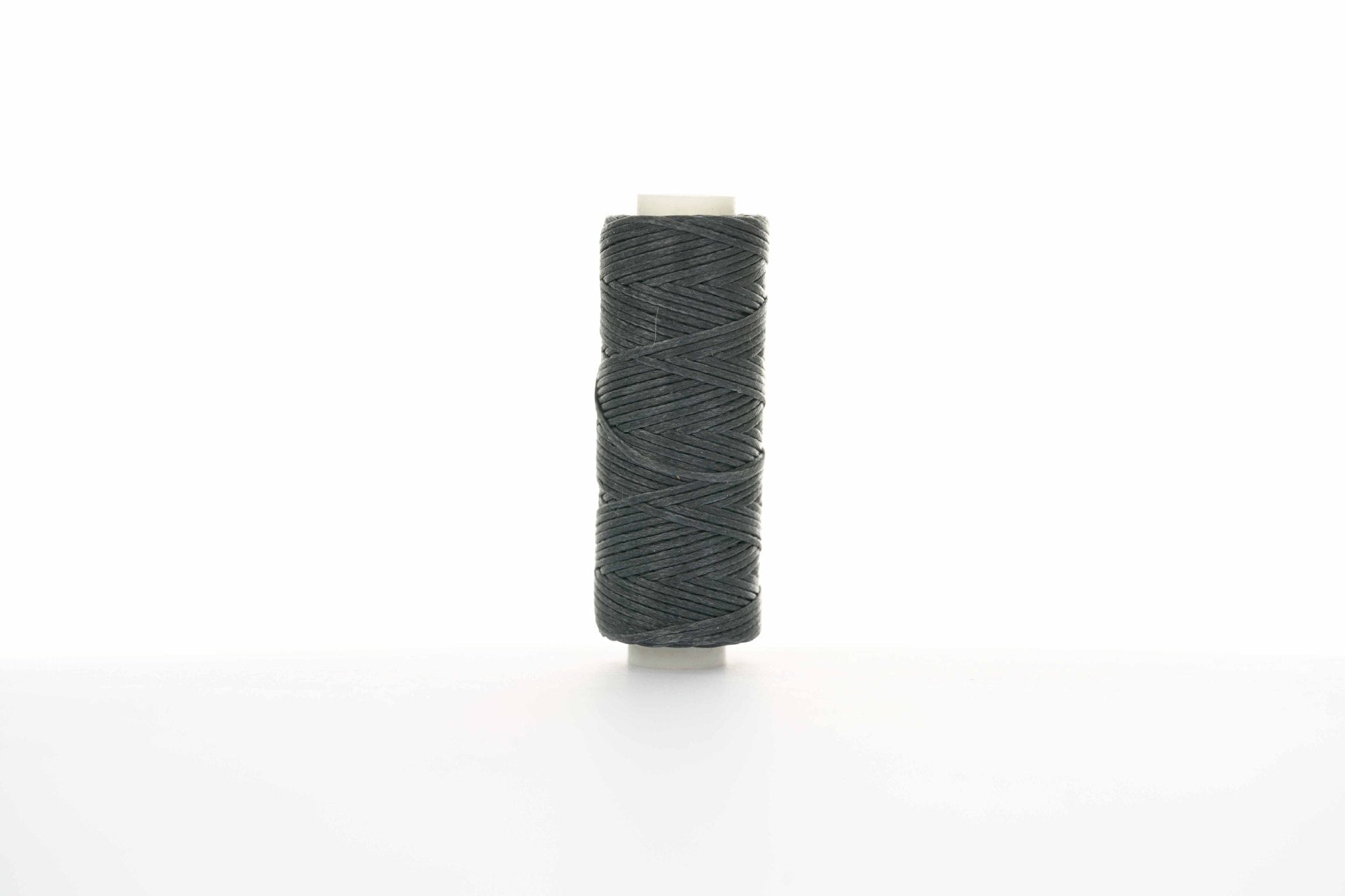 0.8mm Flat Waxed Thread for Leathercraft Hand Stitching - Babylon Leather - Babylon LeatherBabylon LeatherPP32-Charcoal Gray-12m
