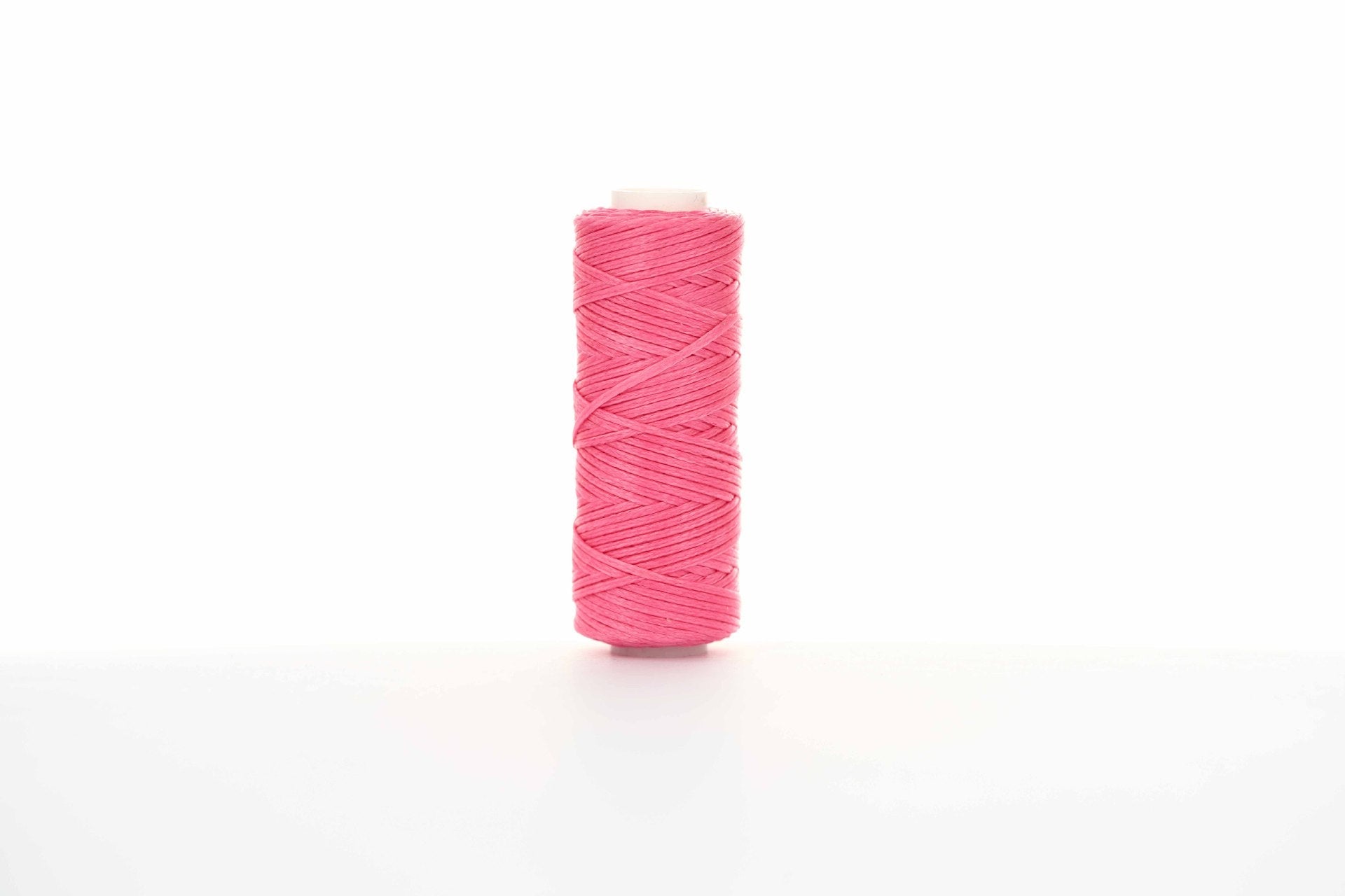 0.8mm Flat Waxed Thread for Leathercraft Hand Stitching - Babylon Leather - Babylon LeatherBabylon LeatherPP32-Peach Pink-12m