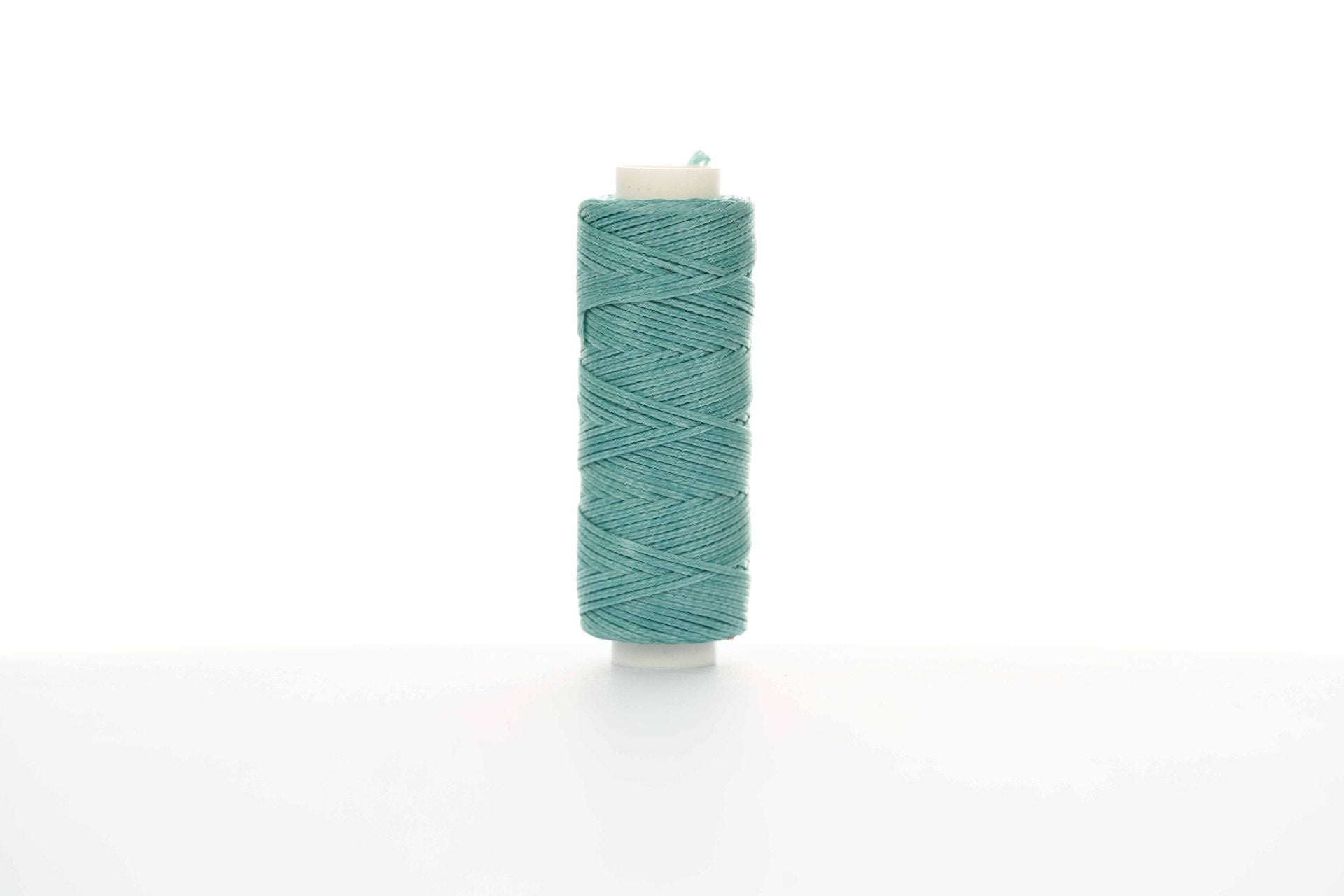 0.8mm Flat Waxed Thread for Leathercraft Hand Stitching - Babylon Leather - Babylon LeatherBabylon LeatherPP32-Peacock Green-12m