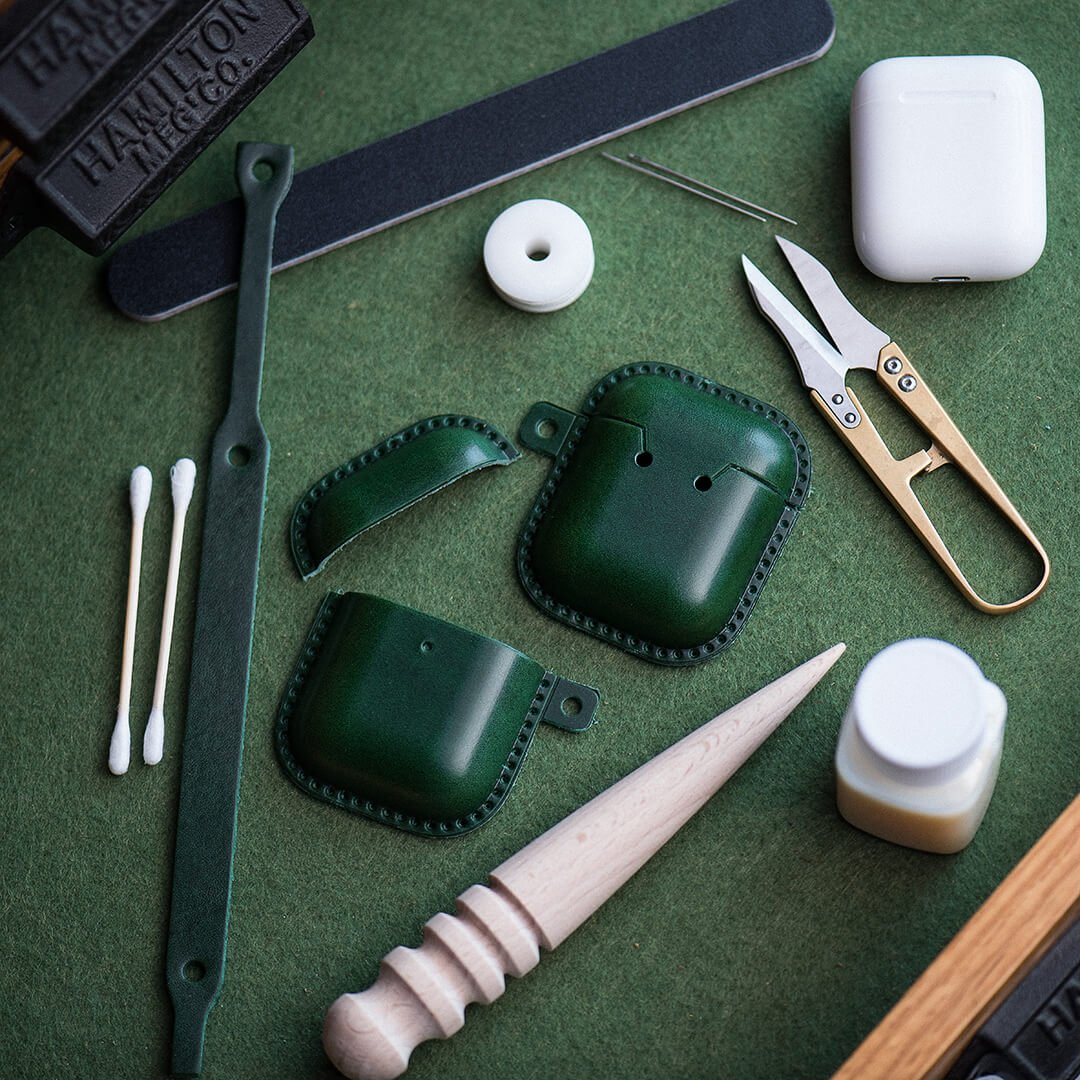 AirPods Case Leather DIY Kit – Babylon Leather - Babylon LeatherBabylon LeatherLZ15 - Dark Green - AirPods 1st & 2nd