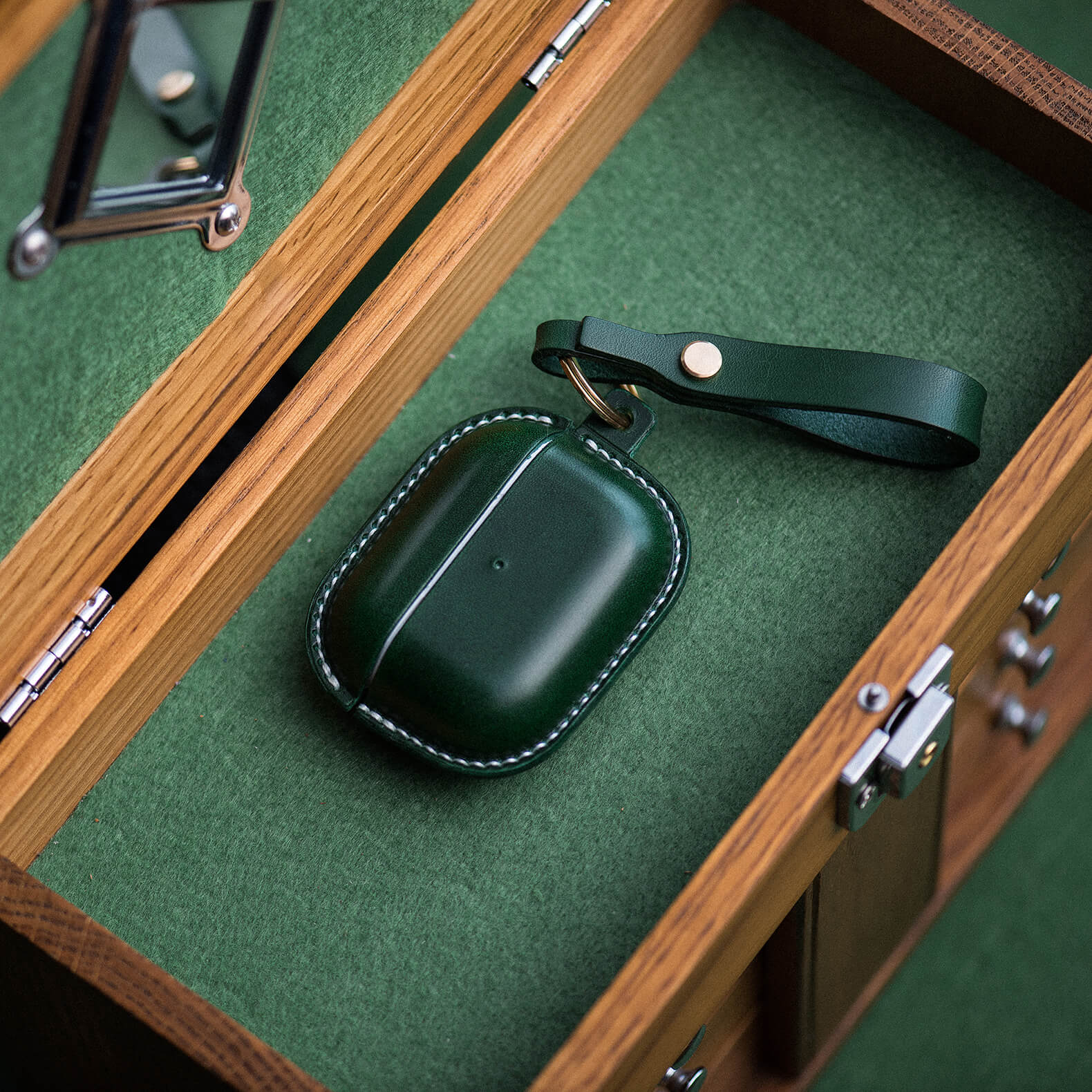 AirPods Case Leather DIY Kit – Babylon Leather - Babylon LeatherBabylon LeatherLZ15 - Dark Green - AirPods Pro