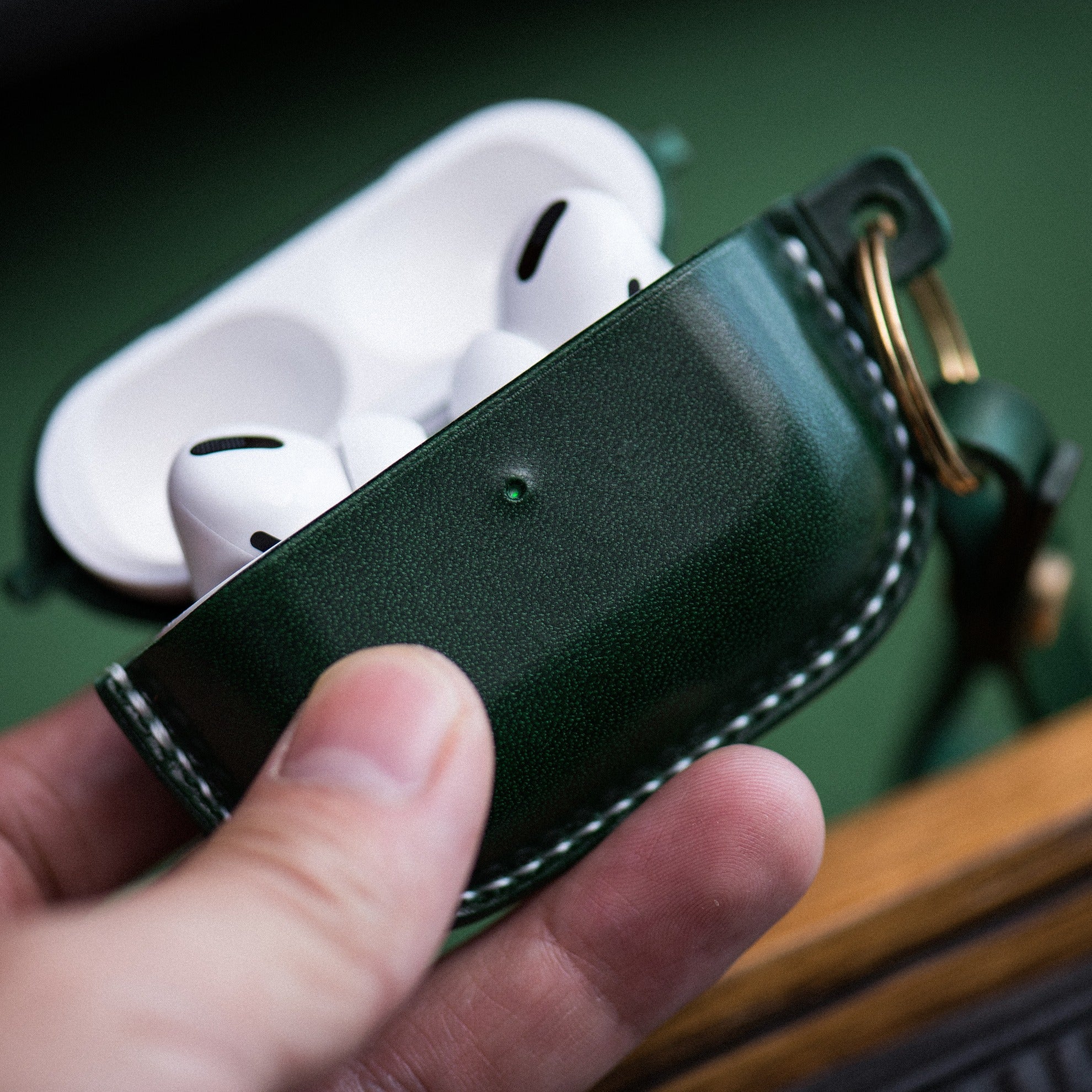 AirPods Case Leather DIY Kit – Babylon Leather - Babylon LeatherBabylon LeatherLZ15 - Dark Green - AirPods Pro